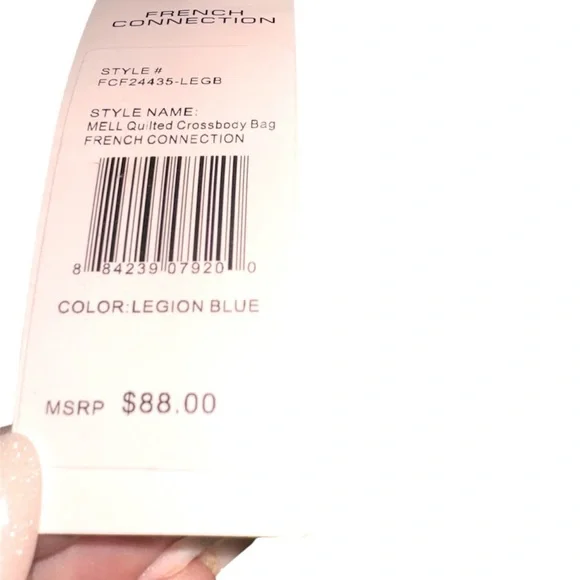 QUILTED CROSSBODY THICK METAL RING HANDLE AND STRAP NWT FREE W PURCHASE OVER 20 - Picture 4 of 5